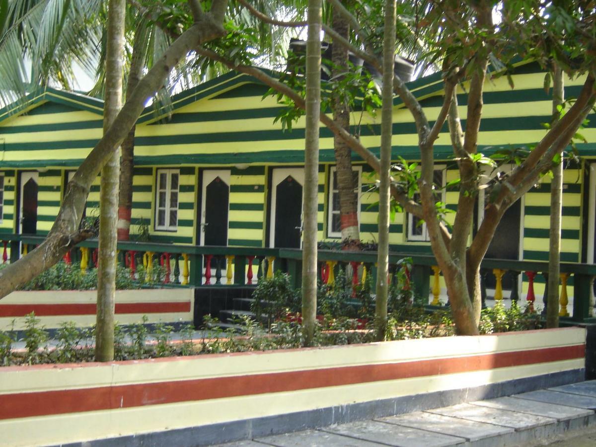 Palm Village Resort Calcutá Exterior foto